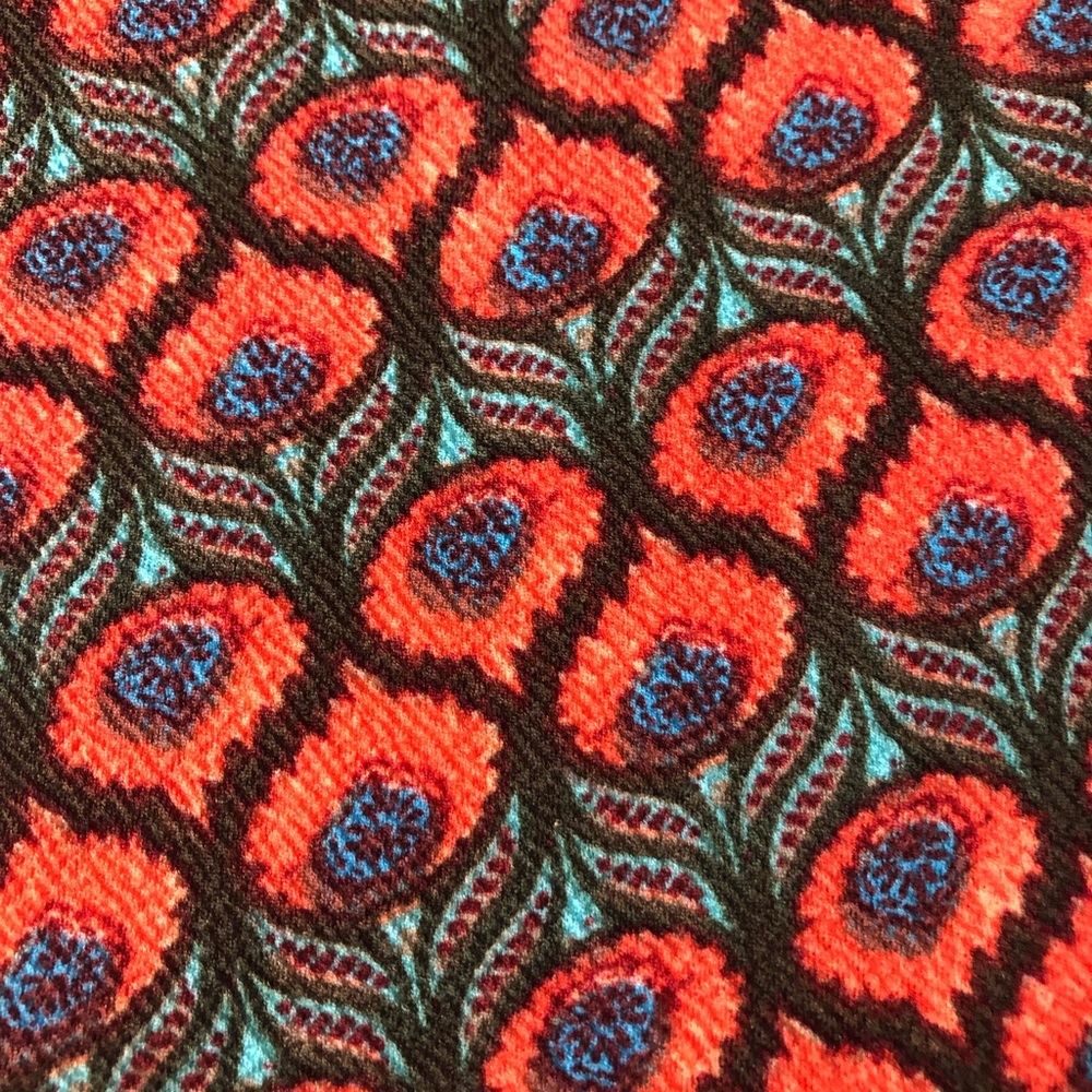LuLaRoe skirt size small - Picture 4 of 4